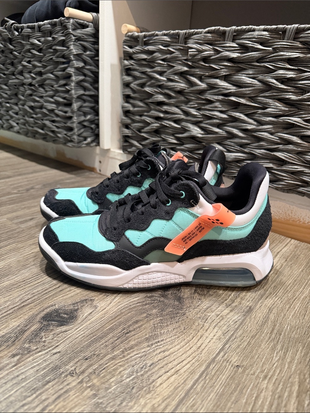 Men’s Jordan MA2 Tropical Twist